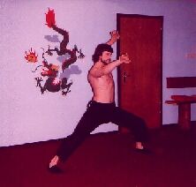 1977, Kursleiter Horst T. Kuhl vom Tao-Chi Duisburg - Aufnahmen zu den 18 Faustmethoden in der Kung-Fu Akademie Dr. Yao