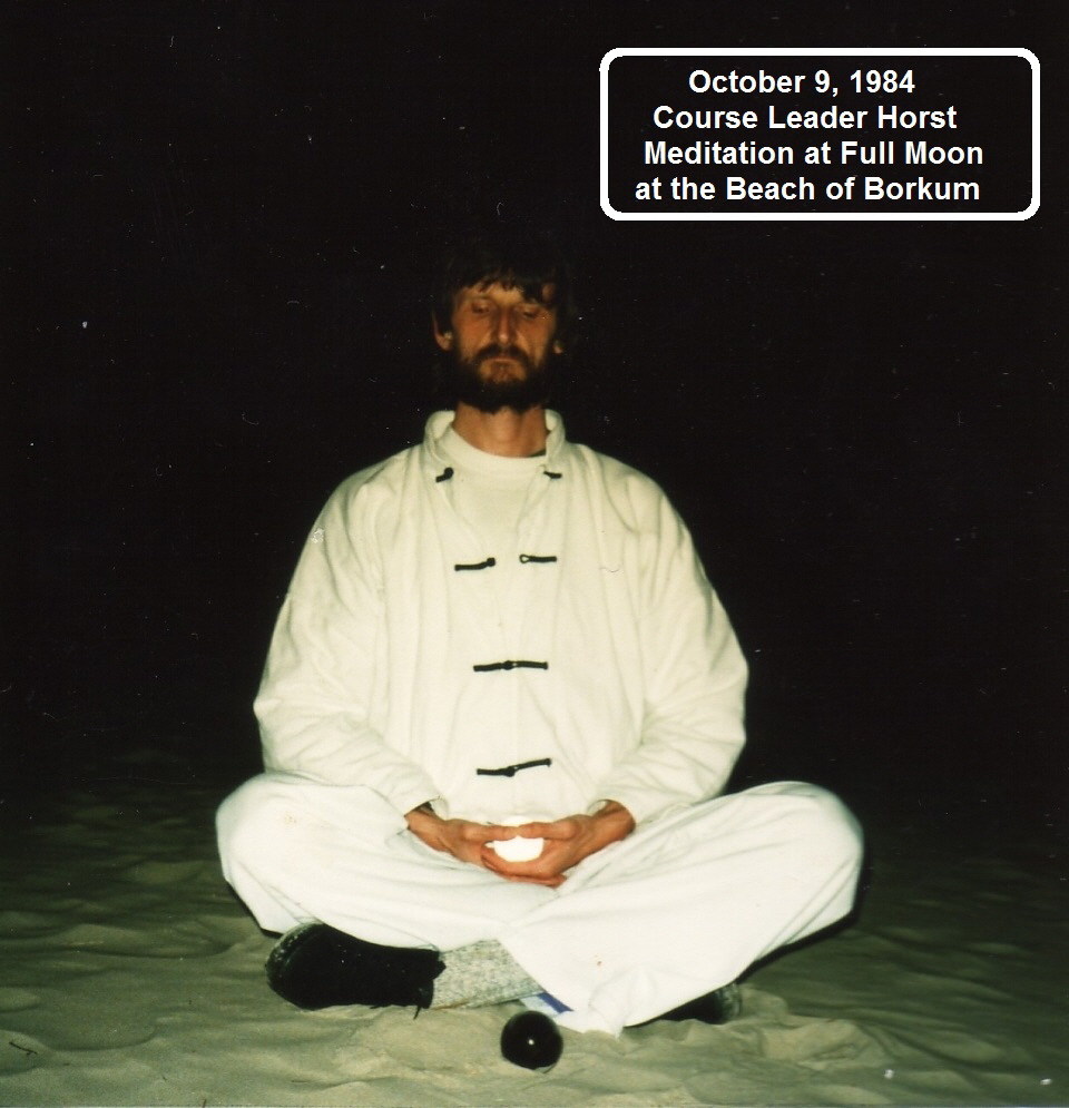 Full-Moon-Power-Meditation-1984-Oct-Beach-of-Borkum-960x995-txT-EN