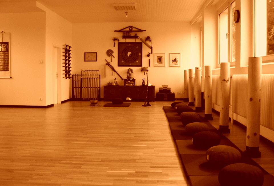 Tao-Chi_since-1988-the-school-for-kung-fu-and-tai-chi-qigong-and-meditation-in-Duisburg-Neudorf-SHAOLIN-KUNG-FU-2020-960x652 Tao-Chi_since-1988-the-school-for-kung-fu-and-tai-chi-qigong-and-meditation-in-Duisburg-Neudorf-SHAOLIN-KUNG-FU-2020-960x652