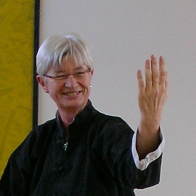 Seminarleiterin im Tao-Chi  Anne Bolten . Qigong Yangsheng