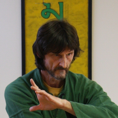 Seminarleiter im Tao-Chi - Horst T. Kuhl . Kung-Fu, Tai-Chi - Meditation und Schwertkampfkunst 