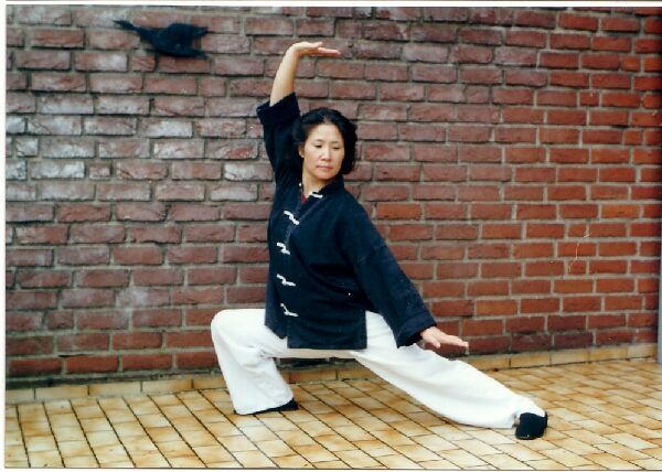 Ocka H�lsewede-Song, Kung-Fu-Meisterin im Tao-Chi Duisburg, Tai-Chi, Qi-Gong und Meditation