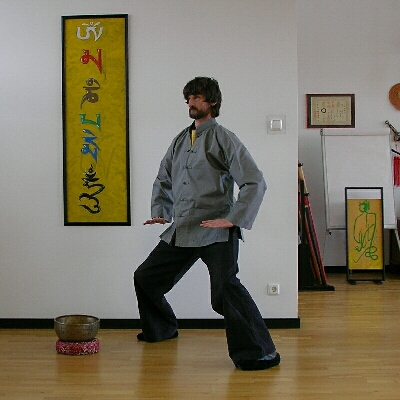 Photo zum I-Chi-Chi, einem Chi-Kung-�bungs-Set aus 22 Positionen [Bildern]