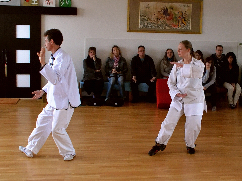 TaiJiQuan, Tai-Chi im Dojo des Tao-Chi 2012 (079) 960x720