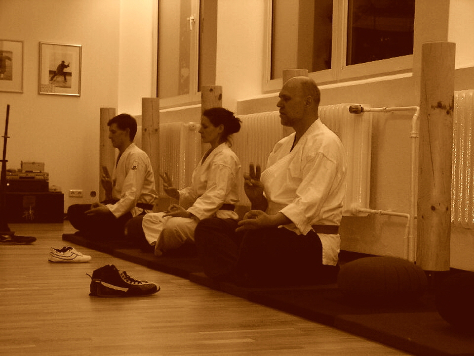 Meditation im Kung-Fu (0129) 960x720
