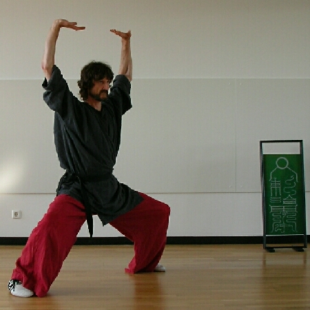 Shaolin Chi-Kung, aus Da-Mo's Klassiker der Muskel- und Sehnentransformation, I-Chin-Ching