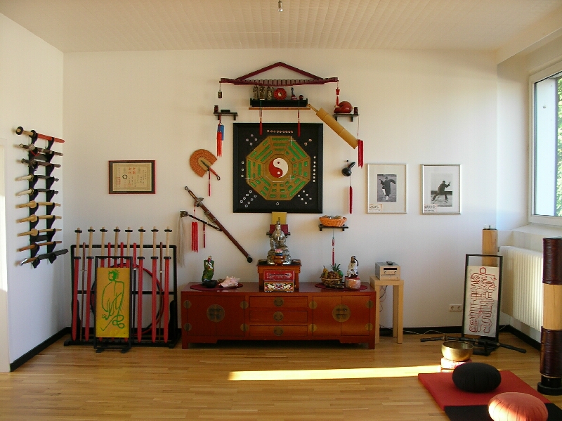 Oktober 2007, im Übungsraum des Tao-Chi