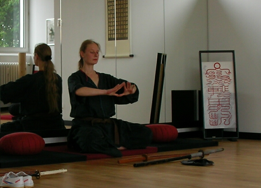 Meditation und Lernen in der Schwertkampfkunst - Das Metall-Element st�rken