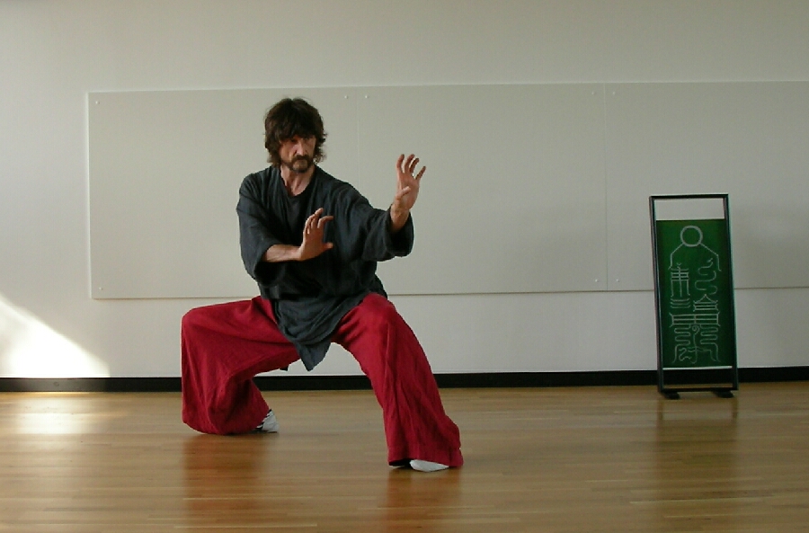 Qigong, Freihand�bung des Shaolin. Den Tiger b�ndigen.