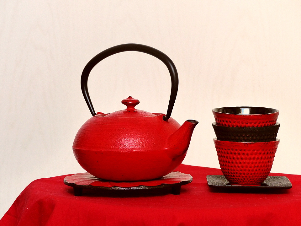 taomeans eine Kanne Tee und 3 Schalen (1210139) 960x720