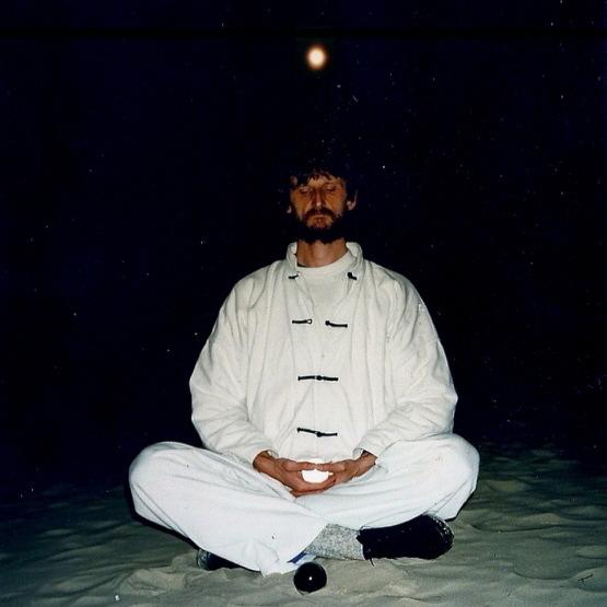 Full-Moon-Power-Meditation-01_Horst-Borkum_09-Oktober-1984-555Q