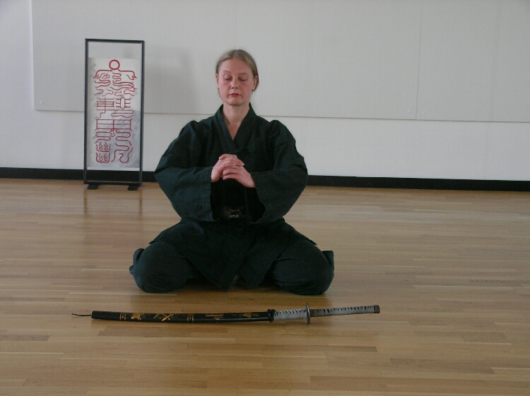 Anja, Schwert-Meditation