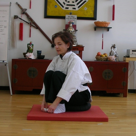 Übungen für den Rücken. Qi-Gong zur Winterzeit im Dojo des Tao-Chi